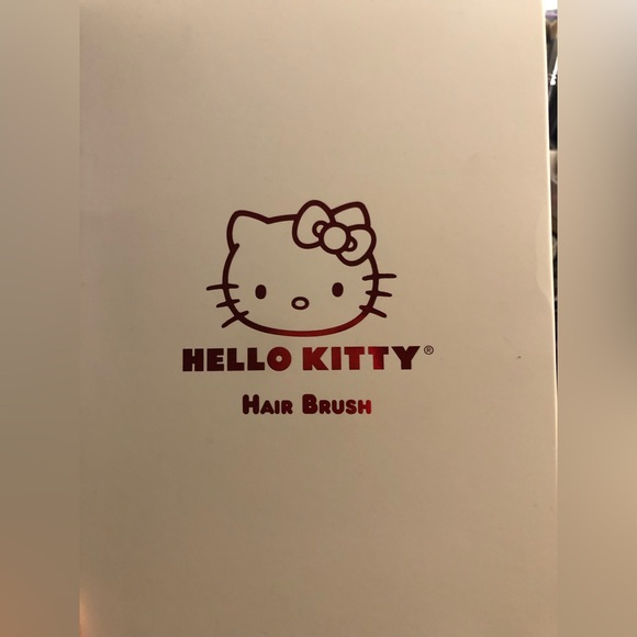 Sanrio Hello Kitty Romantic Chrome Red Hair Brush - Picture 6 of 6